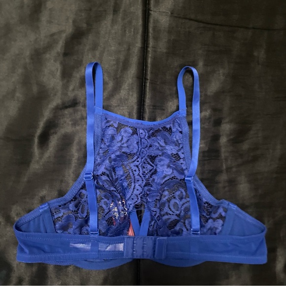 Adore Me Emmeline Unlined Bra - Picture 2 of 4